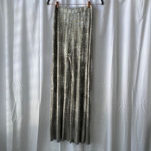 Anthropologie x elevenses silver metallic pant. Size small.